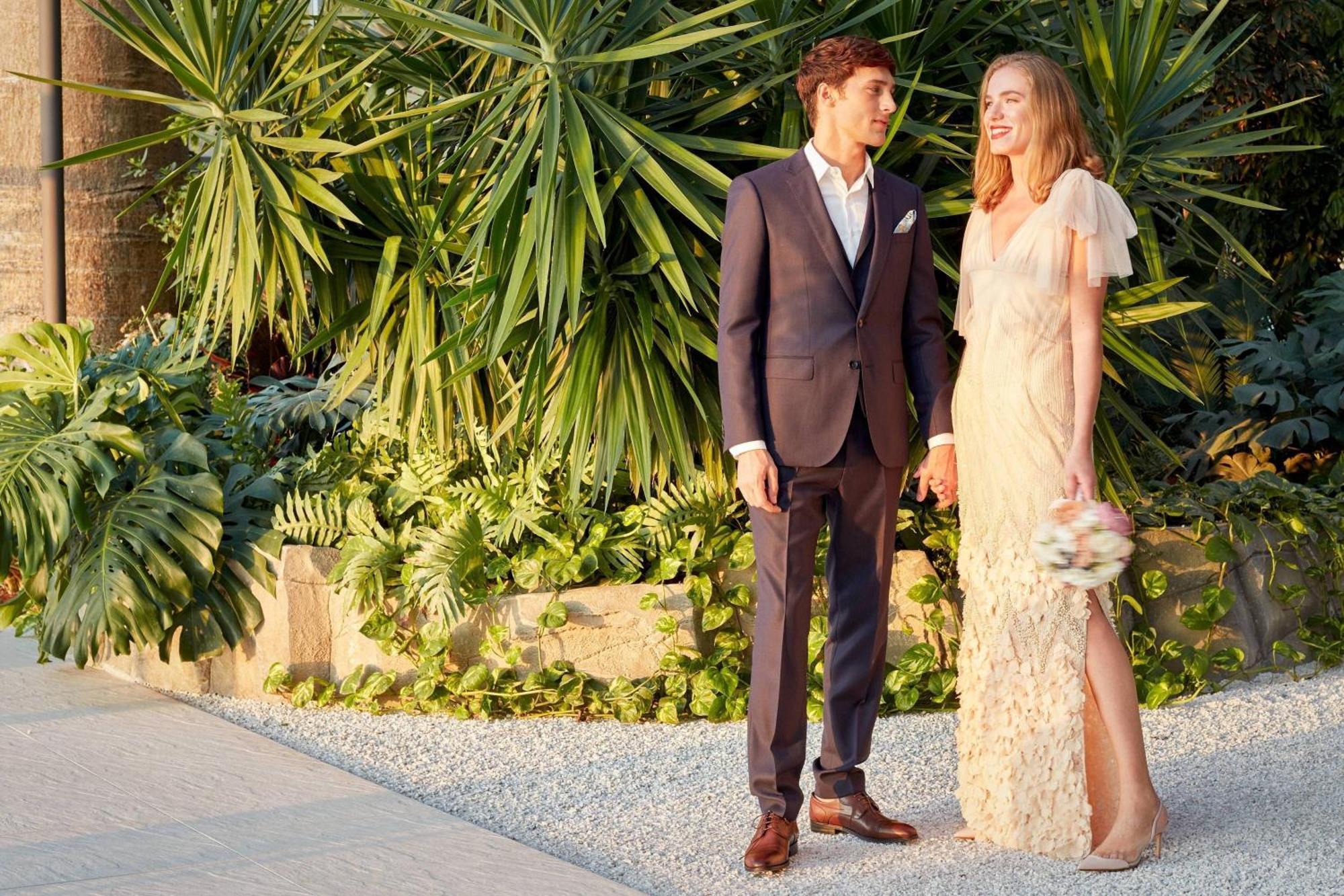 Paragraph Resort & Spa Shekvetili, Autograph Collection Extérieur photo Wedding couple